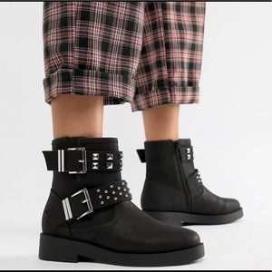 ASOS DESIGN Biker Boots - NEW